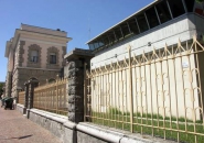 Solidarietà a Bearzi: Moretti, Martines e Cremaschi in visita al carcere di Udine, sostegno al preside