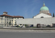 25 aprile: Martines, Manufatto piazzale XXVI Luglio Monumento nazionale alla Resistenza