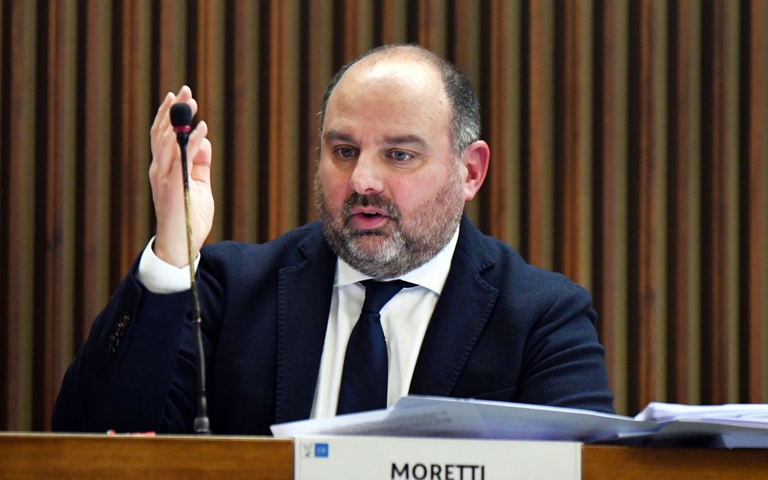 Niqab a scuola: Moretti (Pd), no a nuova legge e a scaricabarile
