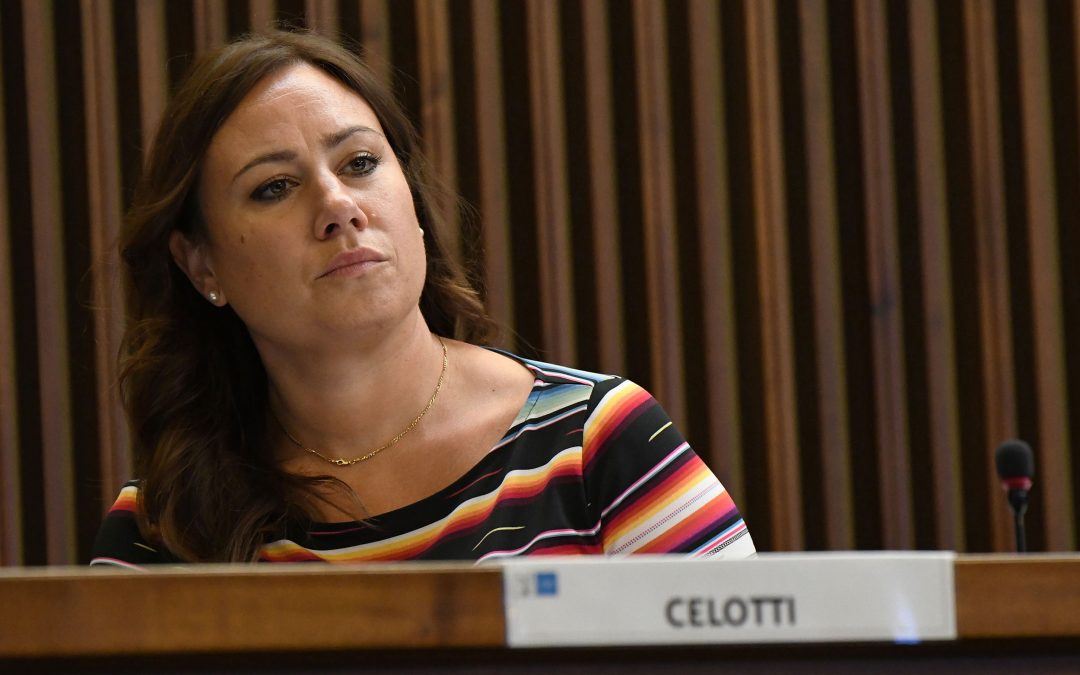 Turismo: Celotti (Pd), per nuovi cartelli si deve attendere Province